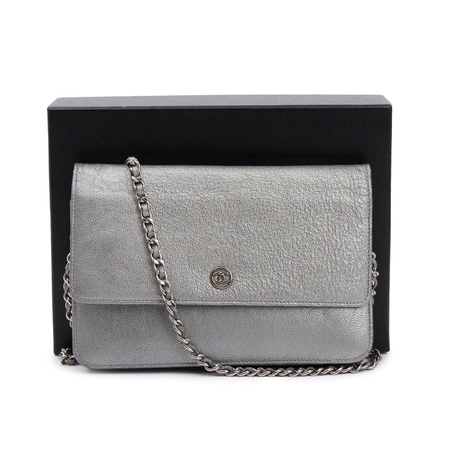Louis Vuitton Chanel CC on Leather Calfskin Silver Wallet Case