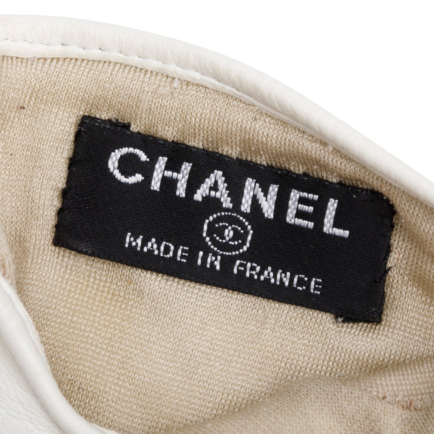 Chanel Quilted Interlocking CC Gloves Leather White Travel Bag