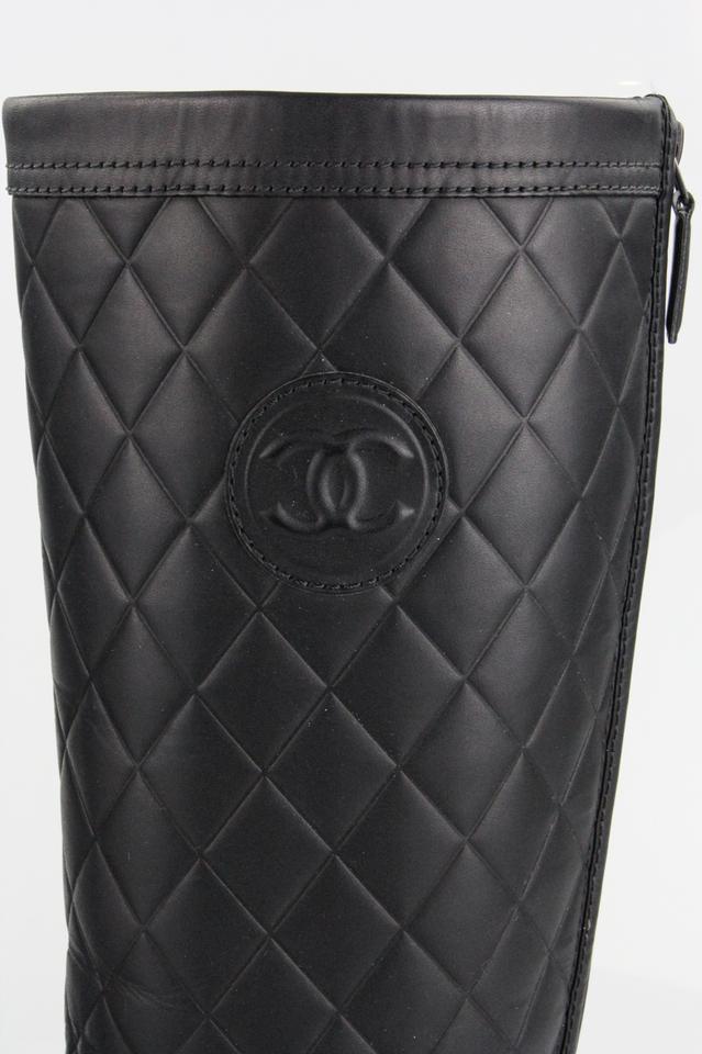 CHANEL CC QUILTED LEATHER KNEE HIGH RIDING BOOTS