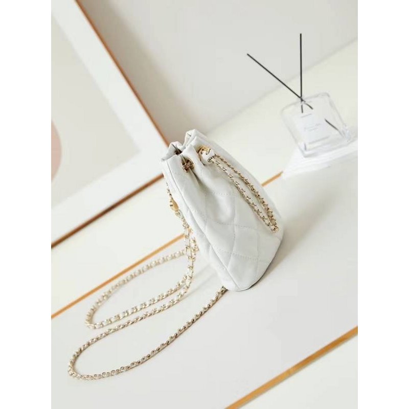 Chanel Chanel Bucket Bag Bg02759