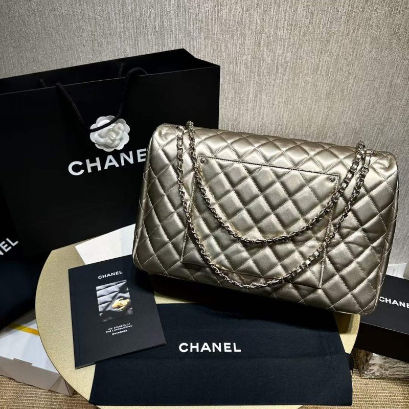 Chanel Chanel Flap Bag Bg02134 Handbag