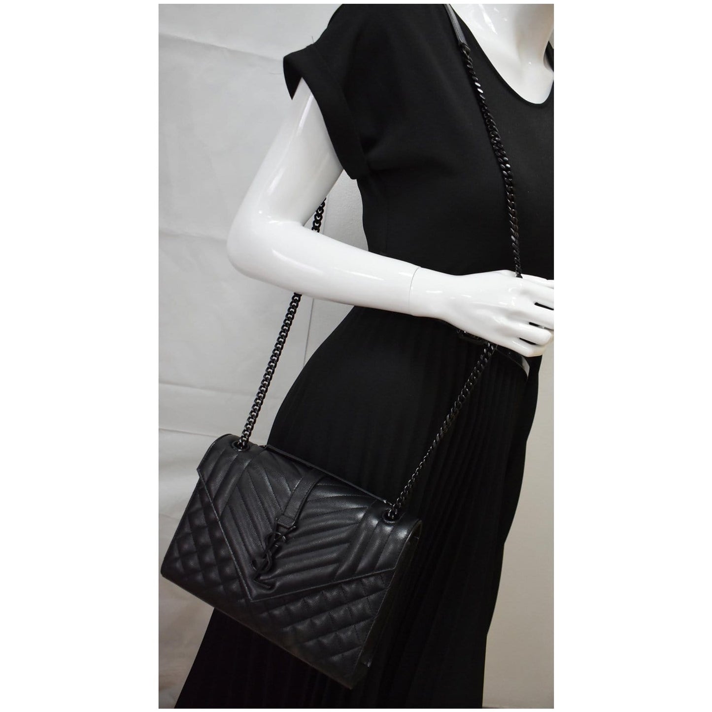YSL Saint Laurent Saint Envelope Mix Matelassé Chain Shoulder Bag Leather Black