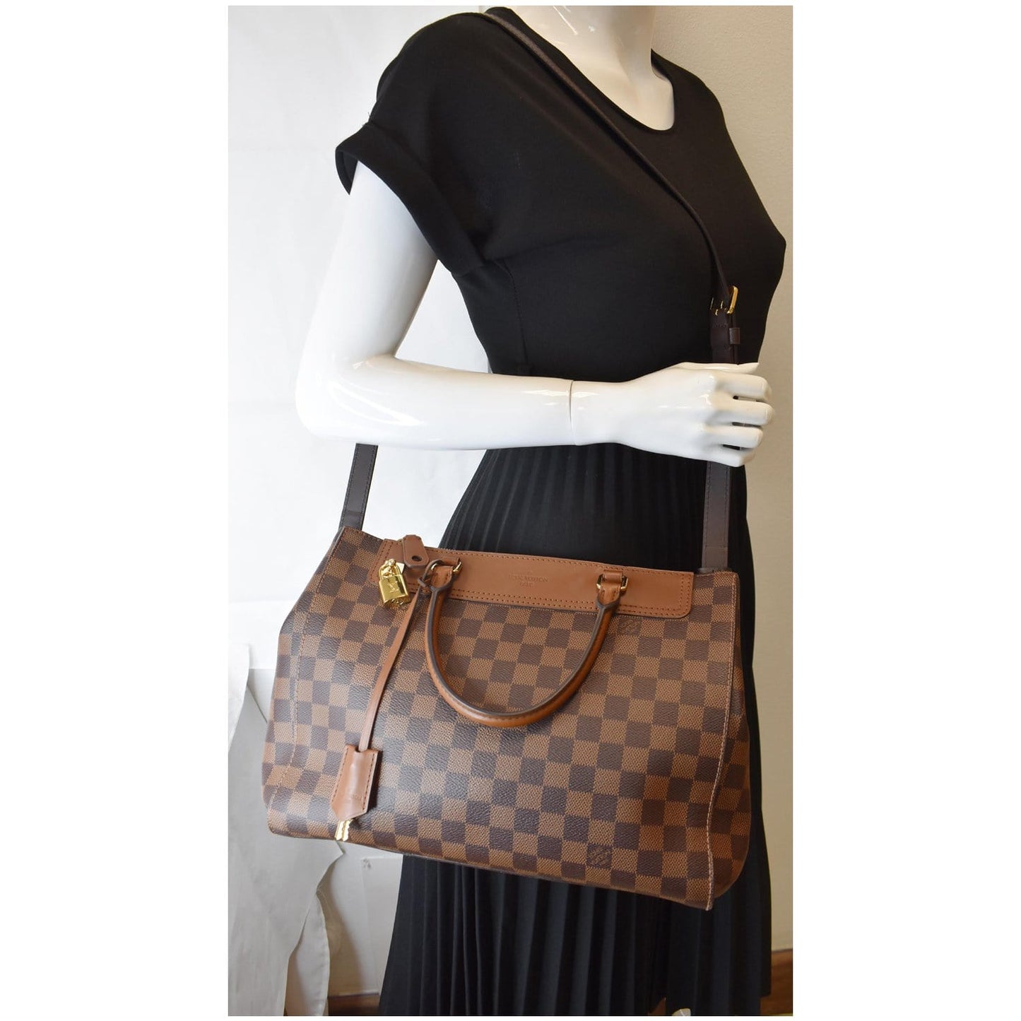 Louis Greenwich Damier Ebene Shoulder Bag Brown