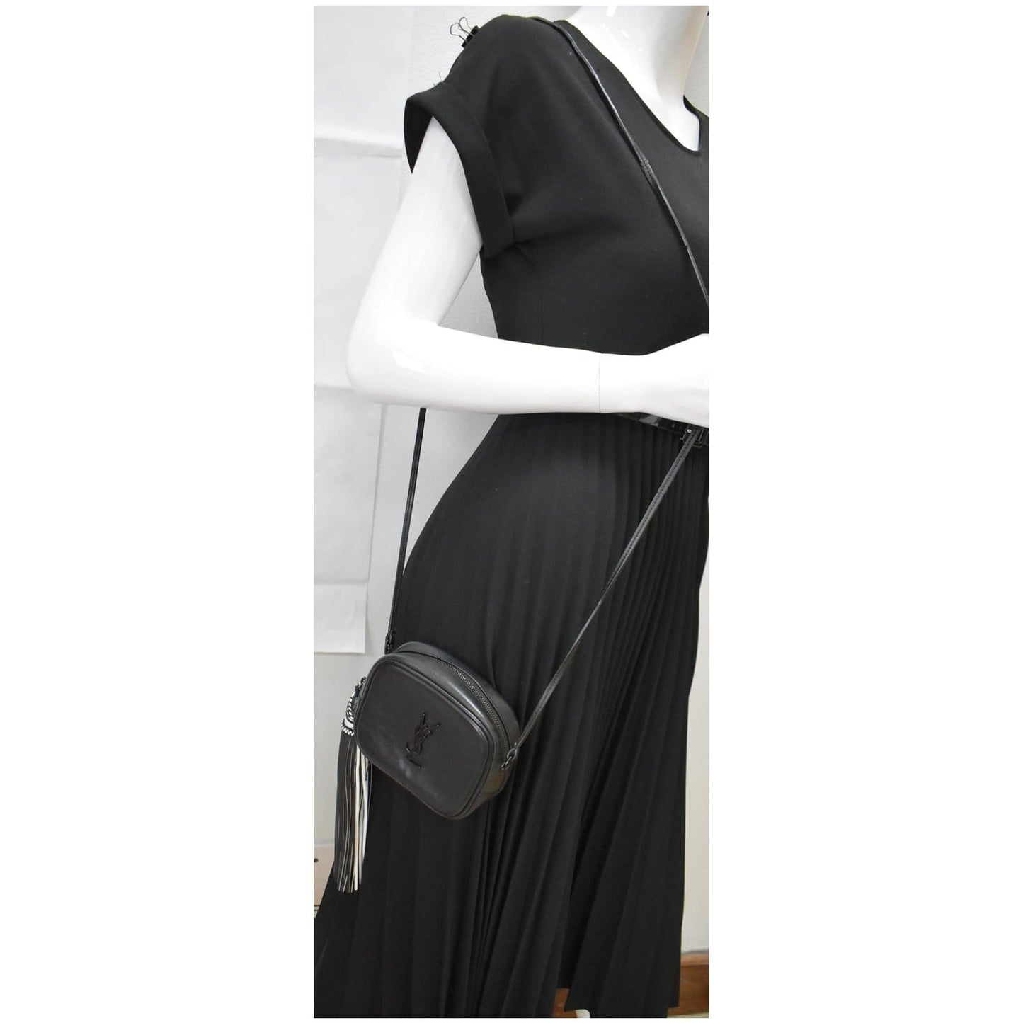 YSL Saint Laurent Saint Blogger Crossbody Bag Off Leather Black