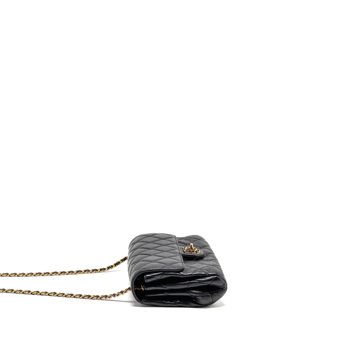 Chanel 22c Quilted Flap Lambskin GHW microchip Black Shoulder Bag