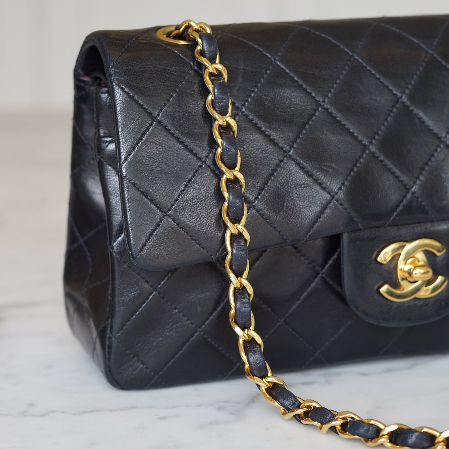 CHANEL CLASSIC SMALL BAG