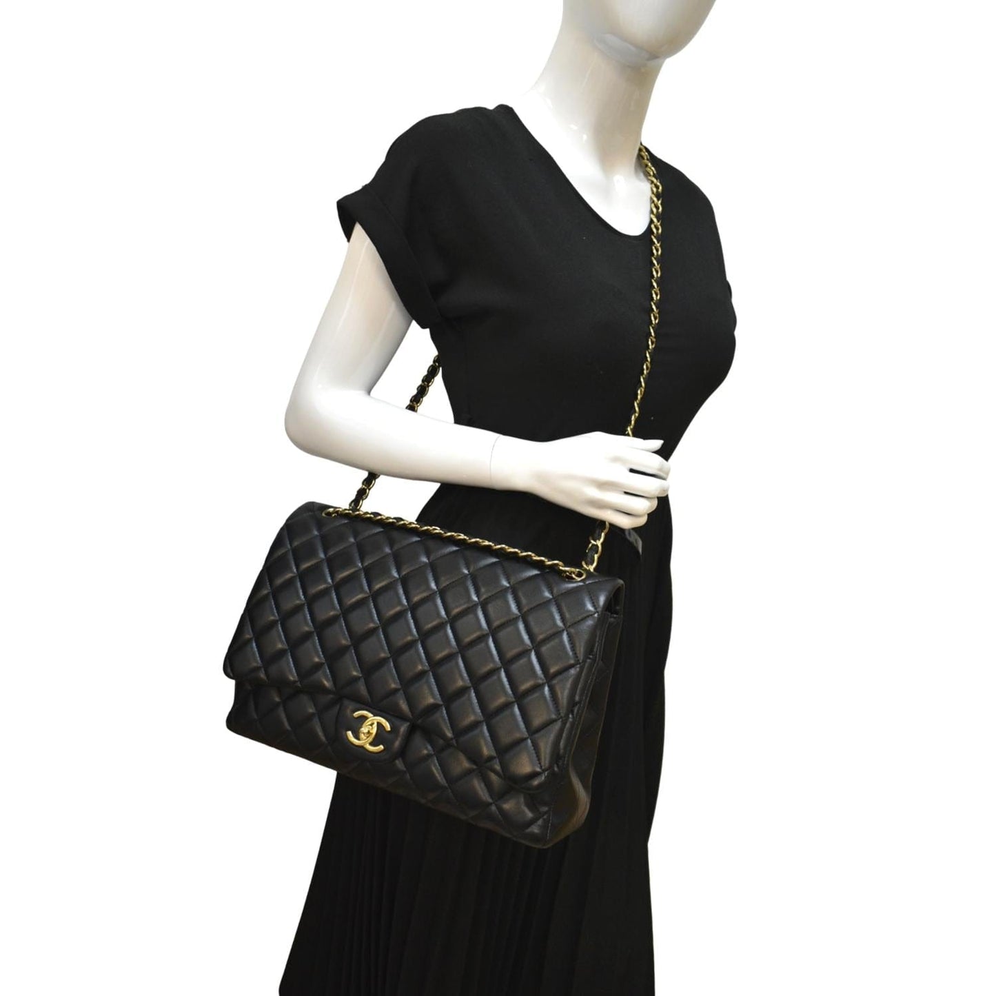 Chanel Maxi Double Flap Lambskin Leather Shoulder Bag Black