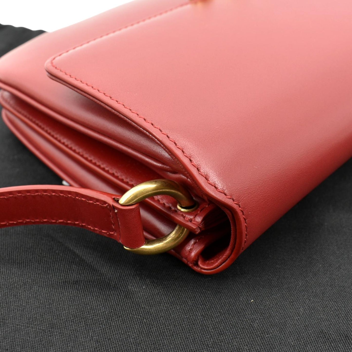 YSL Saint Laurent Yves Le Maillon Smooth Shoulder Bag Leather Red