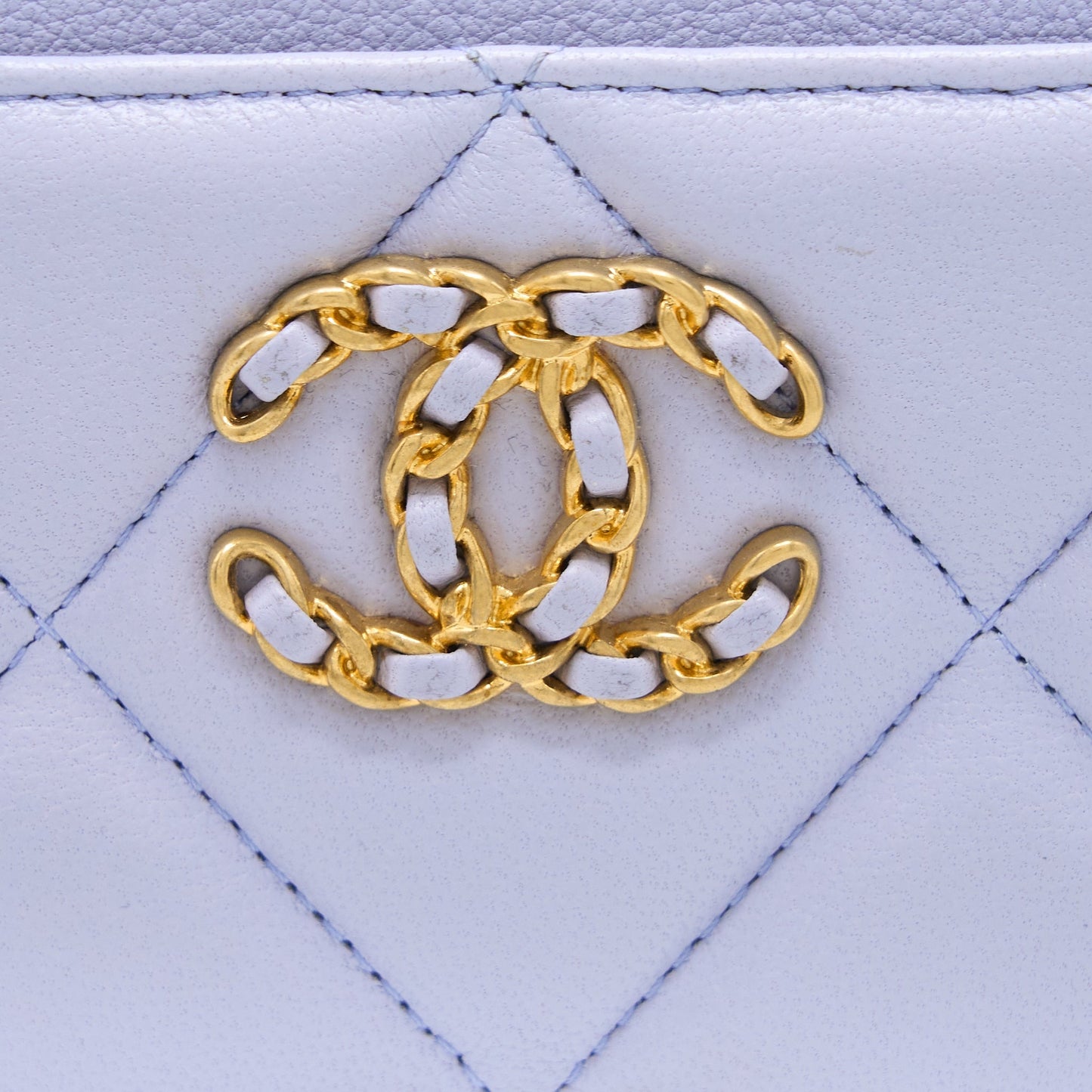 Chanel 19 Card Holder Lambskin Light Purple Wallet Case
