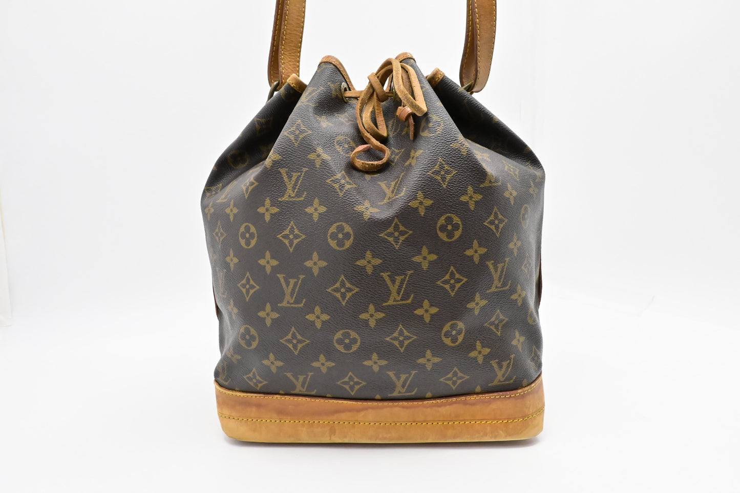 Louis Vuitton Noe Monogram Canvas Handbag Canvas 5