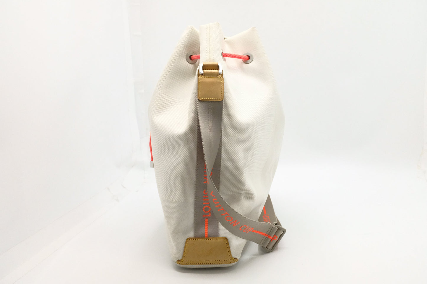 Louis Vuitton America's Cup Volunteer Geant Damier Canvas White Shoulder Bag