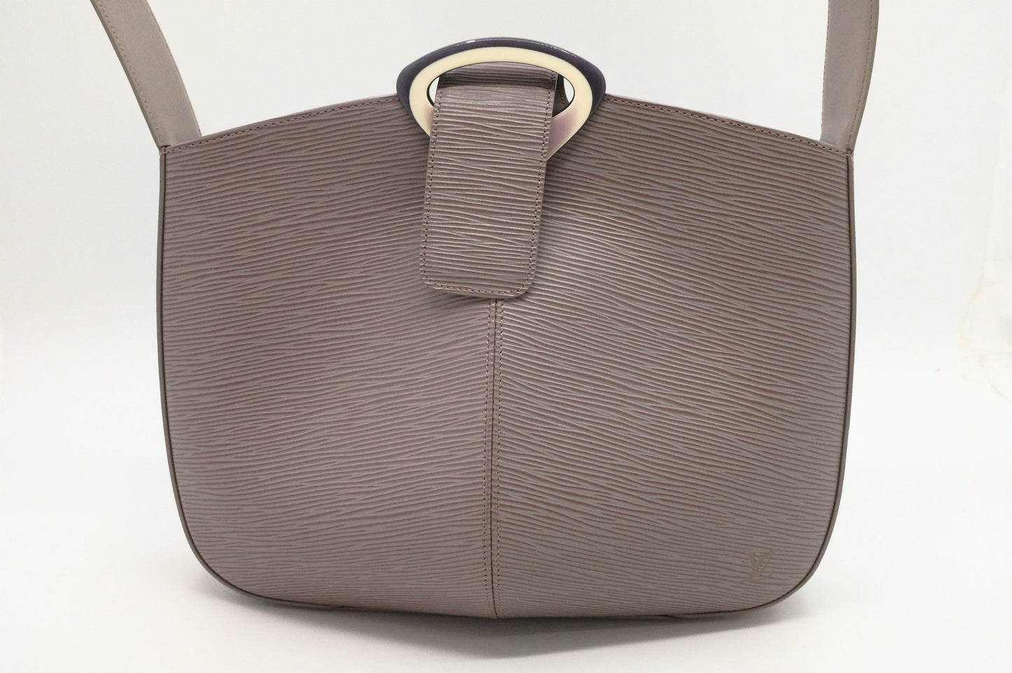 Louis Vuitton Reverie Lilac Leather Epi Handbag
