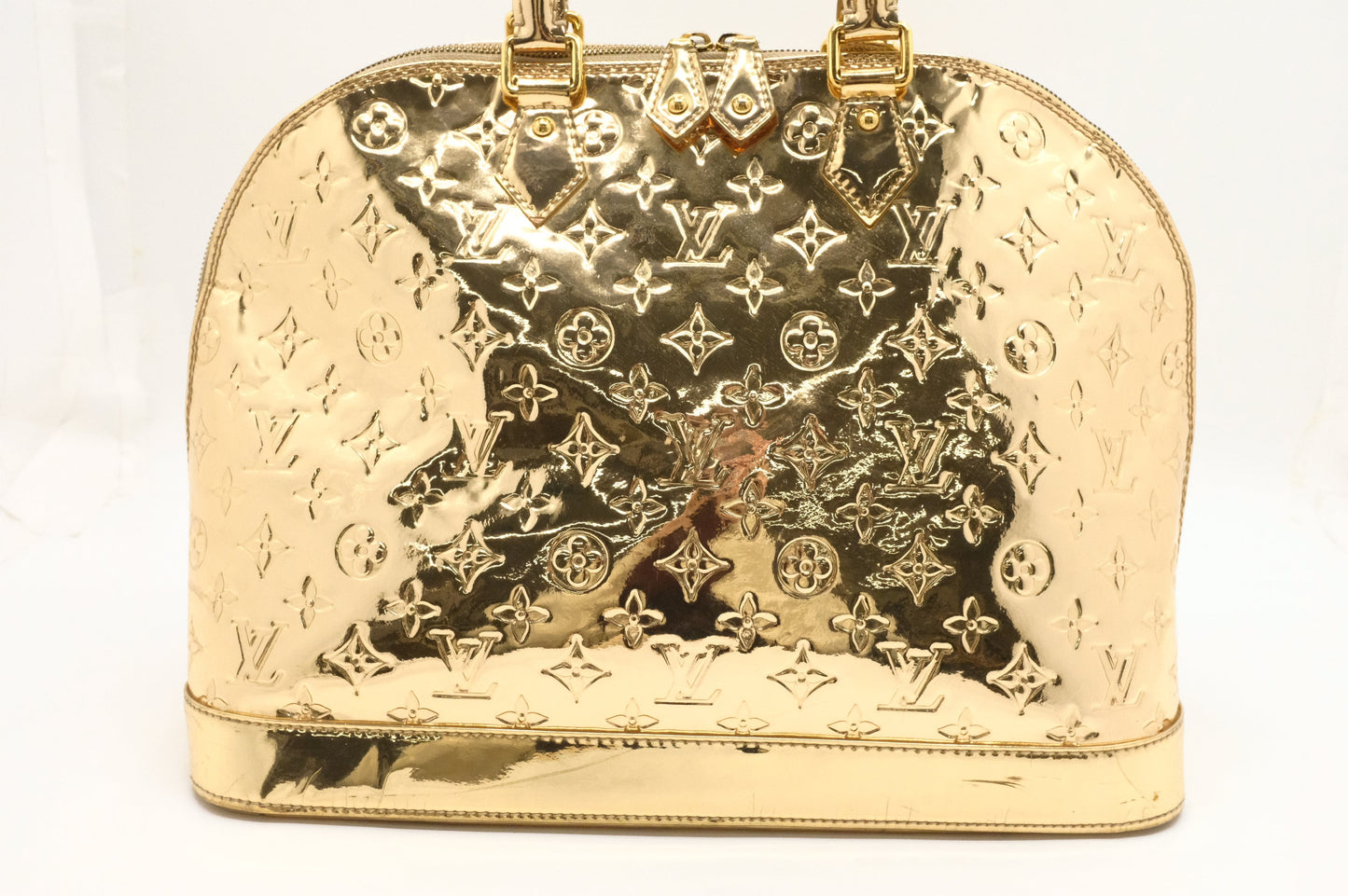 Louis Vuitton Alma GM Vernis Leather Gold Handbag