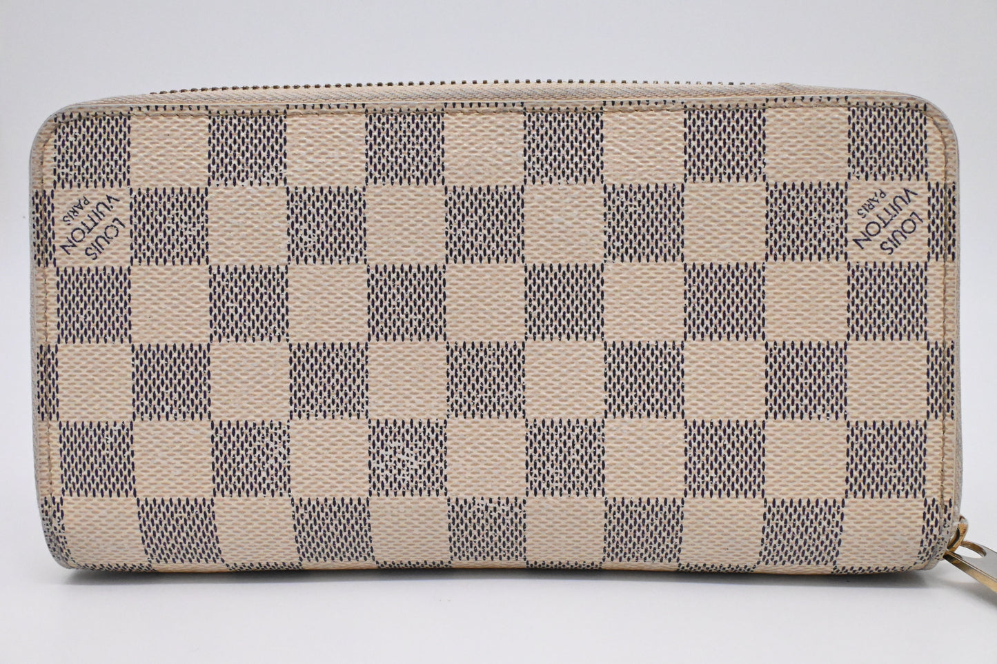 Louis Vuitton Zippy Azur Damier Canvas Wallet Case