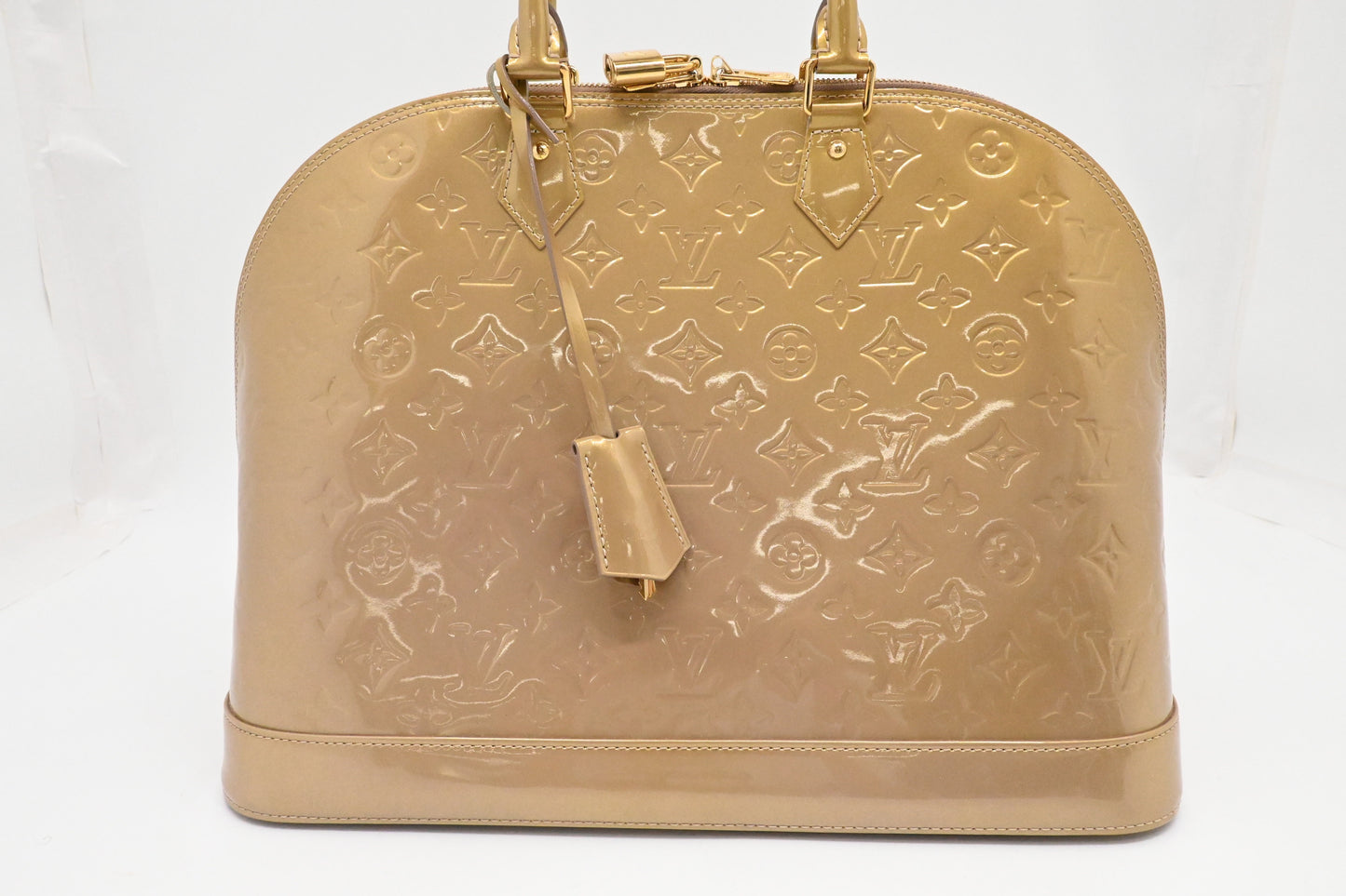 Louis Vuitton Alma GM Poudre Vernis Leather Beige Handbag