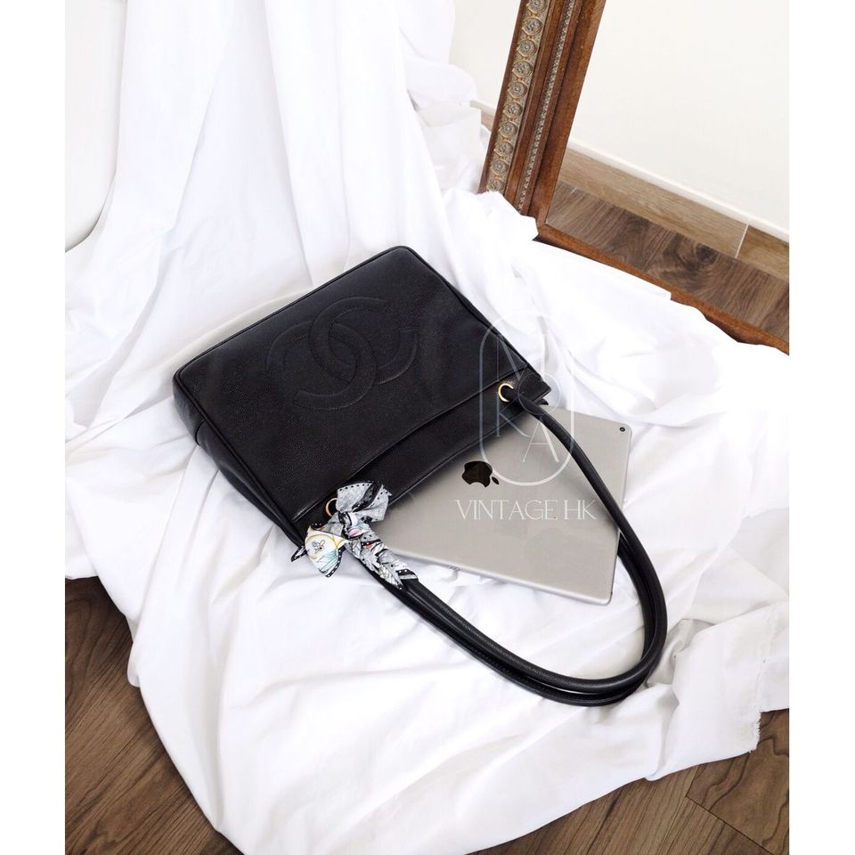 Chanel coco caviar leather tote bag