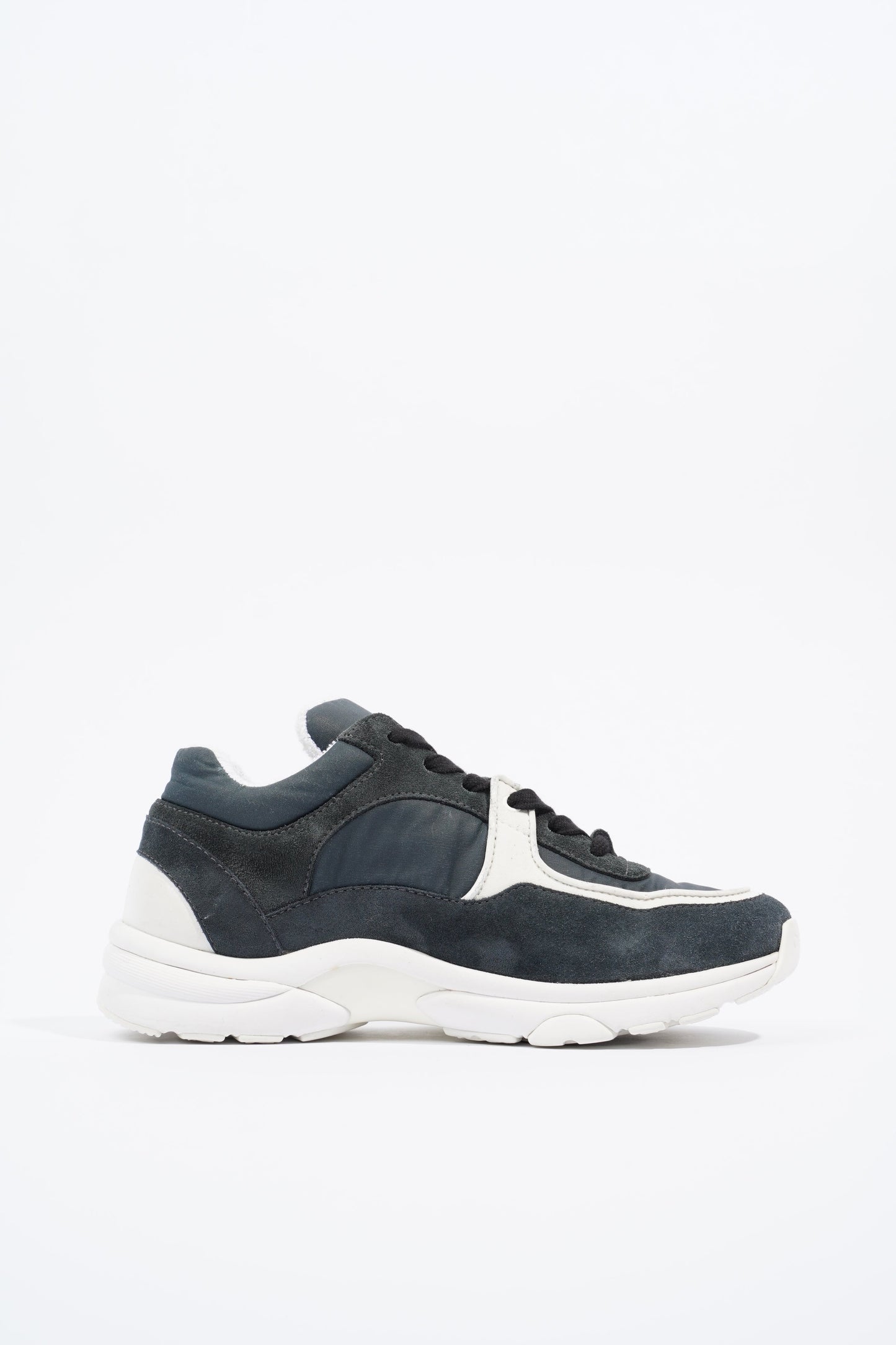 Chanel CC Logo Sneaker Navy White Suede EU 36 UK 3
