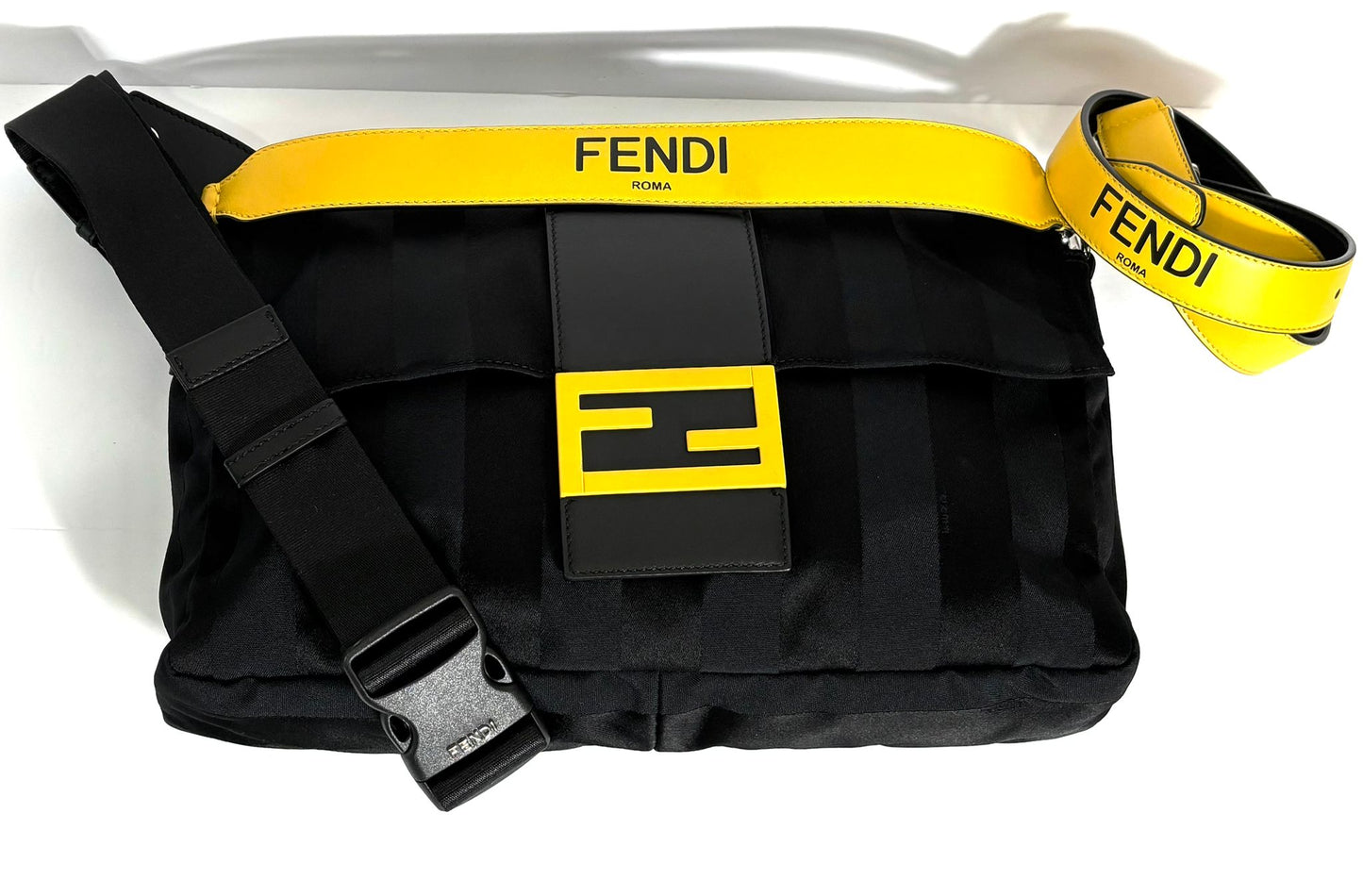 Fendi Fendi Baguette Convertible Shoulder Bag