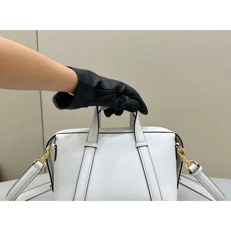 Fendi Boston Hand Bag Travel Bag Hand Bag Bg02992