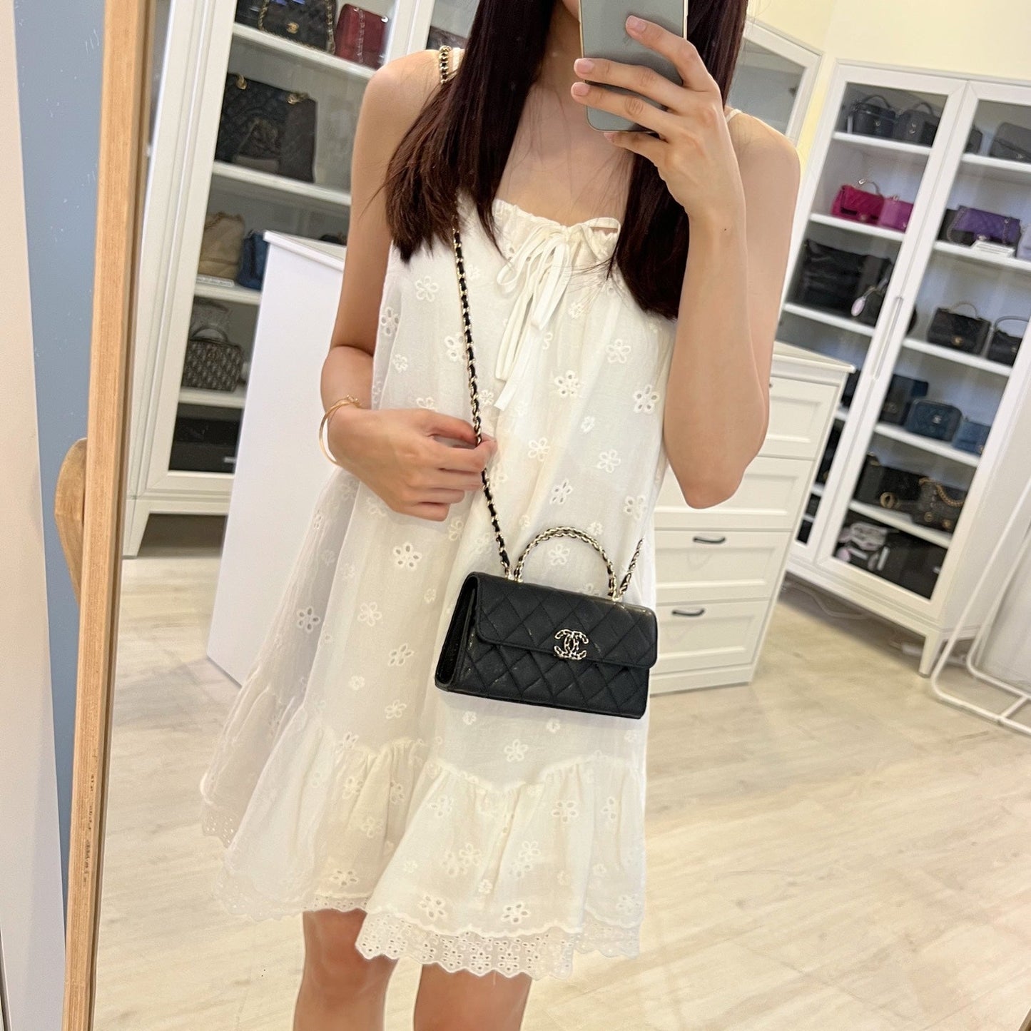 Chanel 25S Top Handle Kelly Clutch with Chain in Black Caviar and Ghw