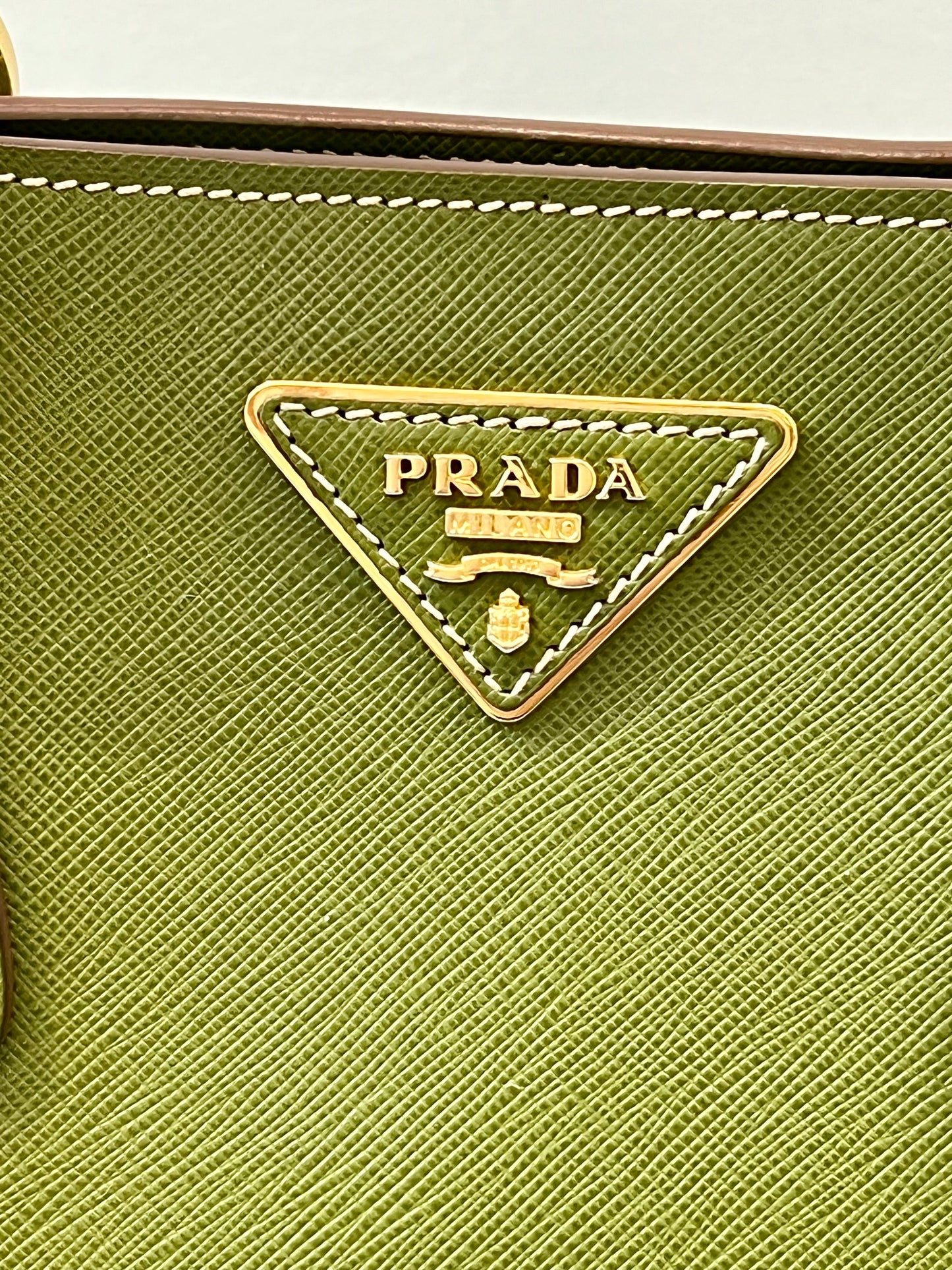 Prada Lux Saffiano Tote Handbag Leather Medium Tote Bag