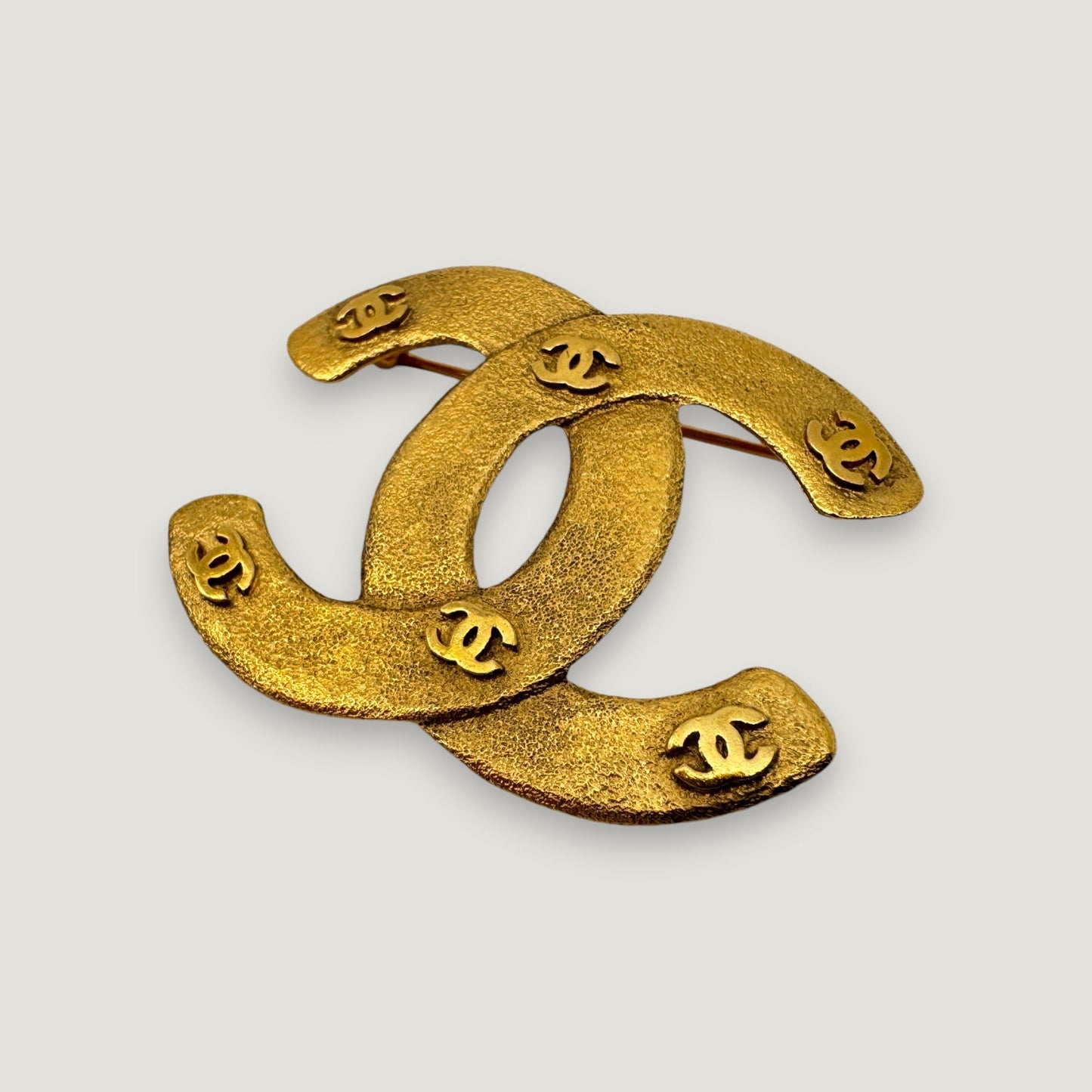 CHANEL BROOCH
