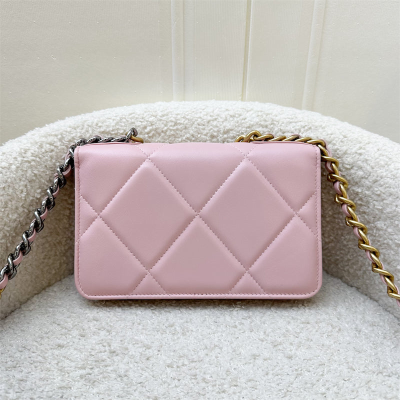Chanel 19 Wallet On Chain WOC In 22B Pink Lambskin And 3-tone Hw (model: AP0957)