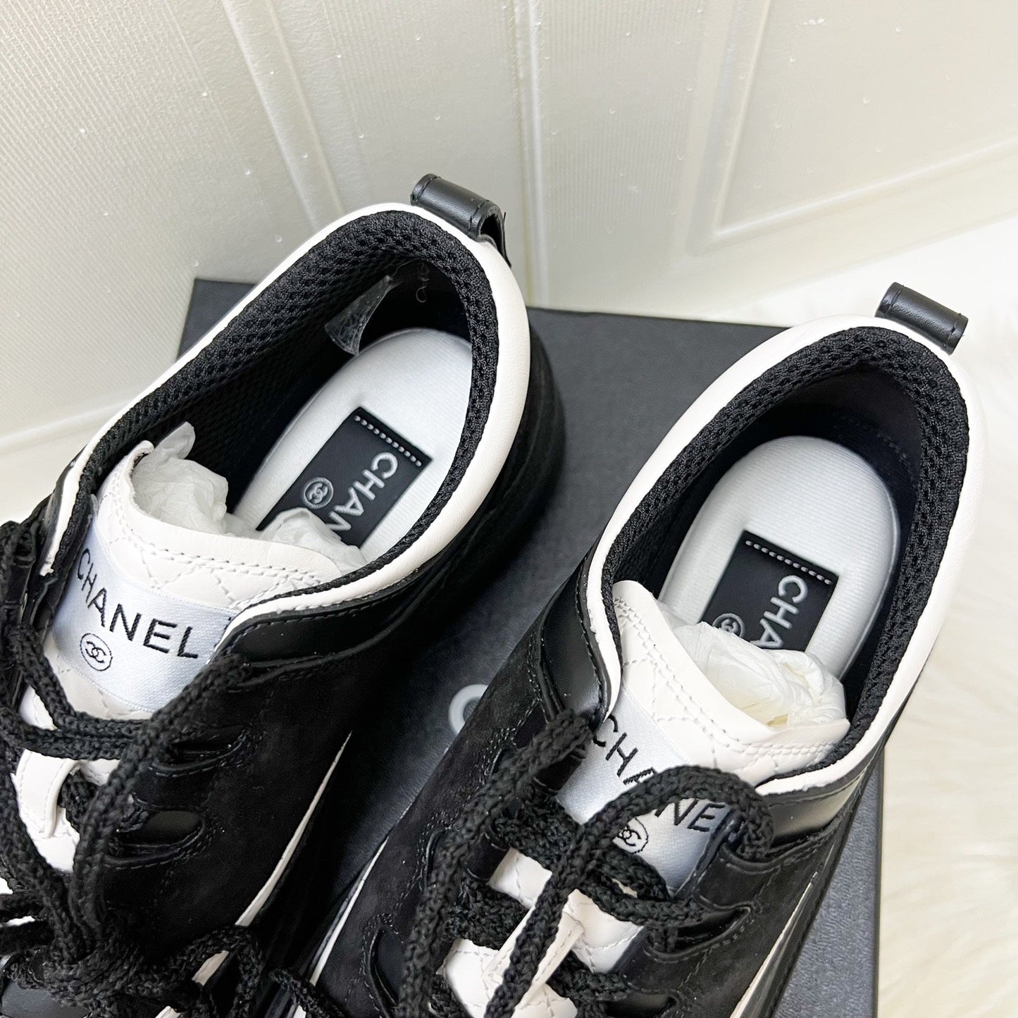 Chanel 25B Sneakers In Black And White Calfskin And Black Nubuck Sz 37.5 (model: G46258)