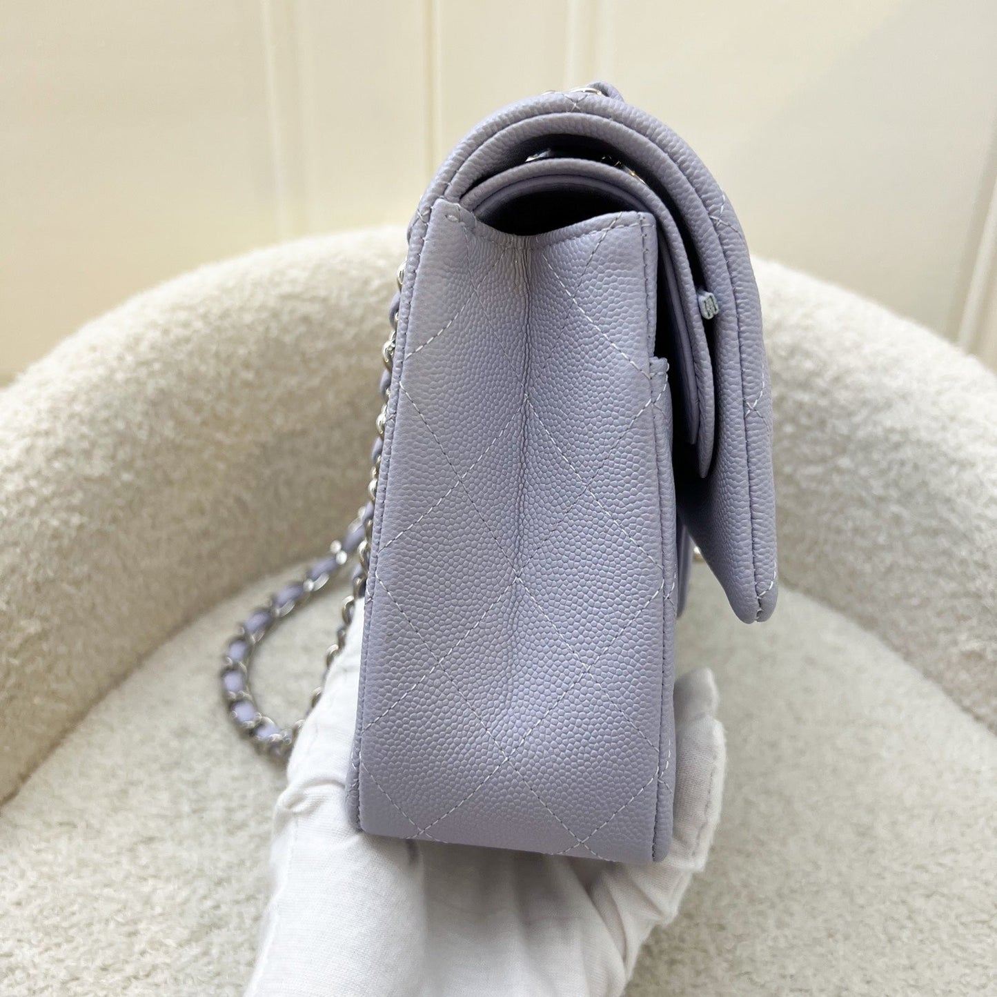 Chanel Medium Classic Flap Cf In 21K Lilac Caviar And Shw (model: A01112)