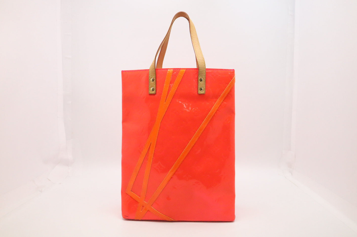 Louis Vuitton Reade Orange MM Vernis Handbag