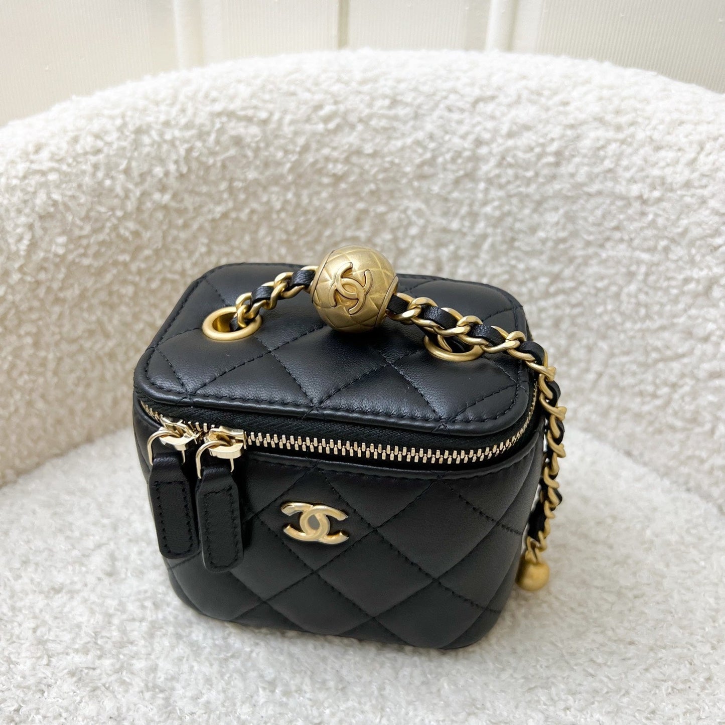 Chanel Pearl Crush Mini Cube Vanity in Black Lambskin and Aghw ( ) Handbag