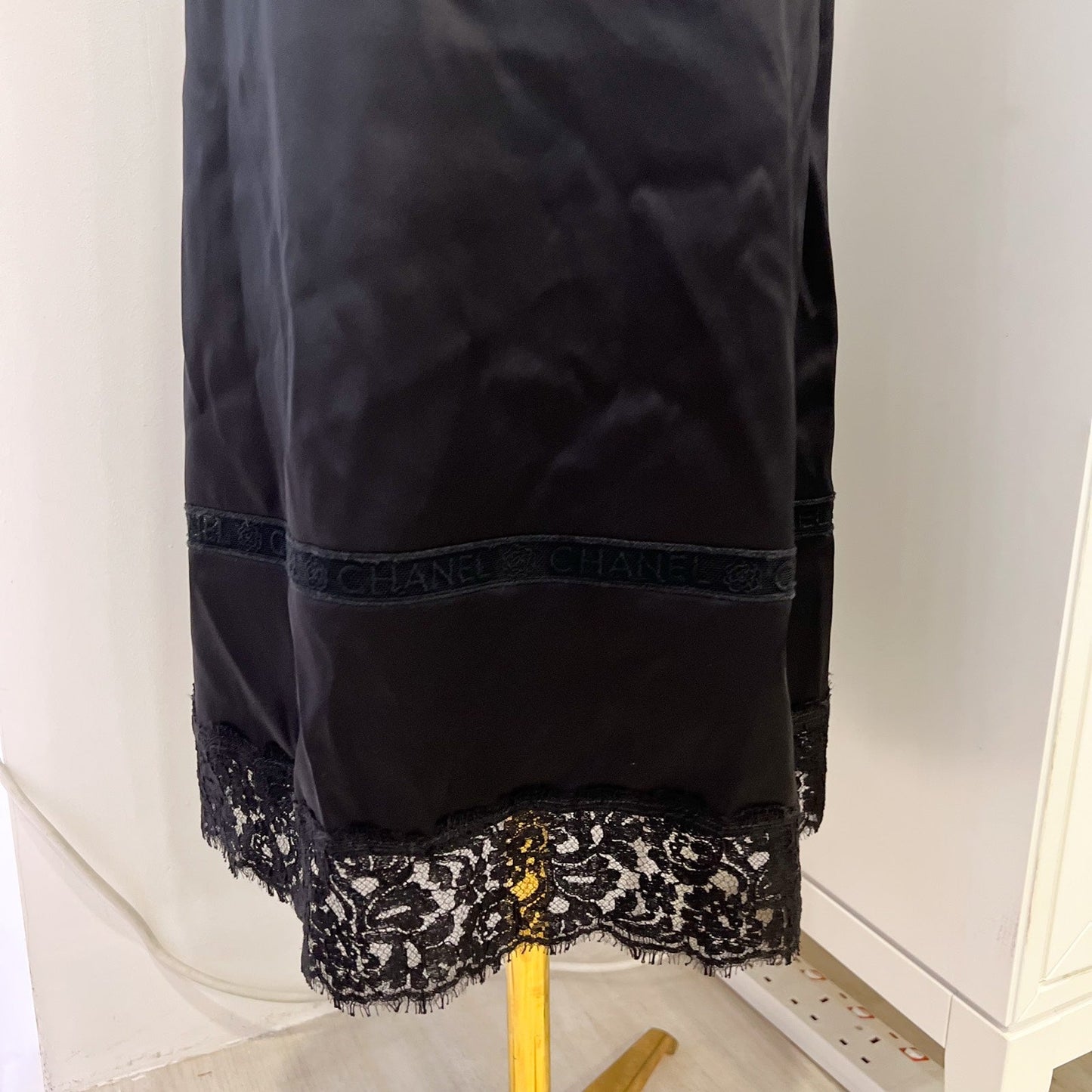 Chanel 25B Midi Skirt in Black Silk Satin and Lace ( ) Handbag