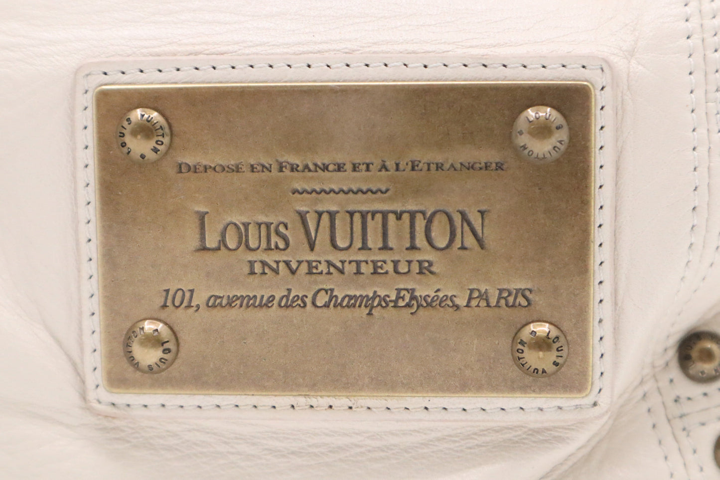 Louis Vuitton Sac Riveting White Leather Handbag