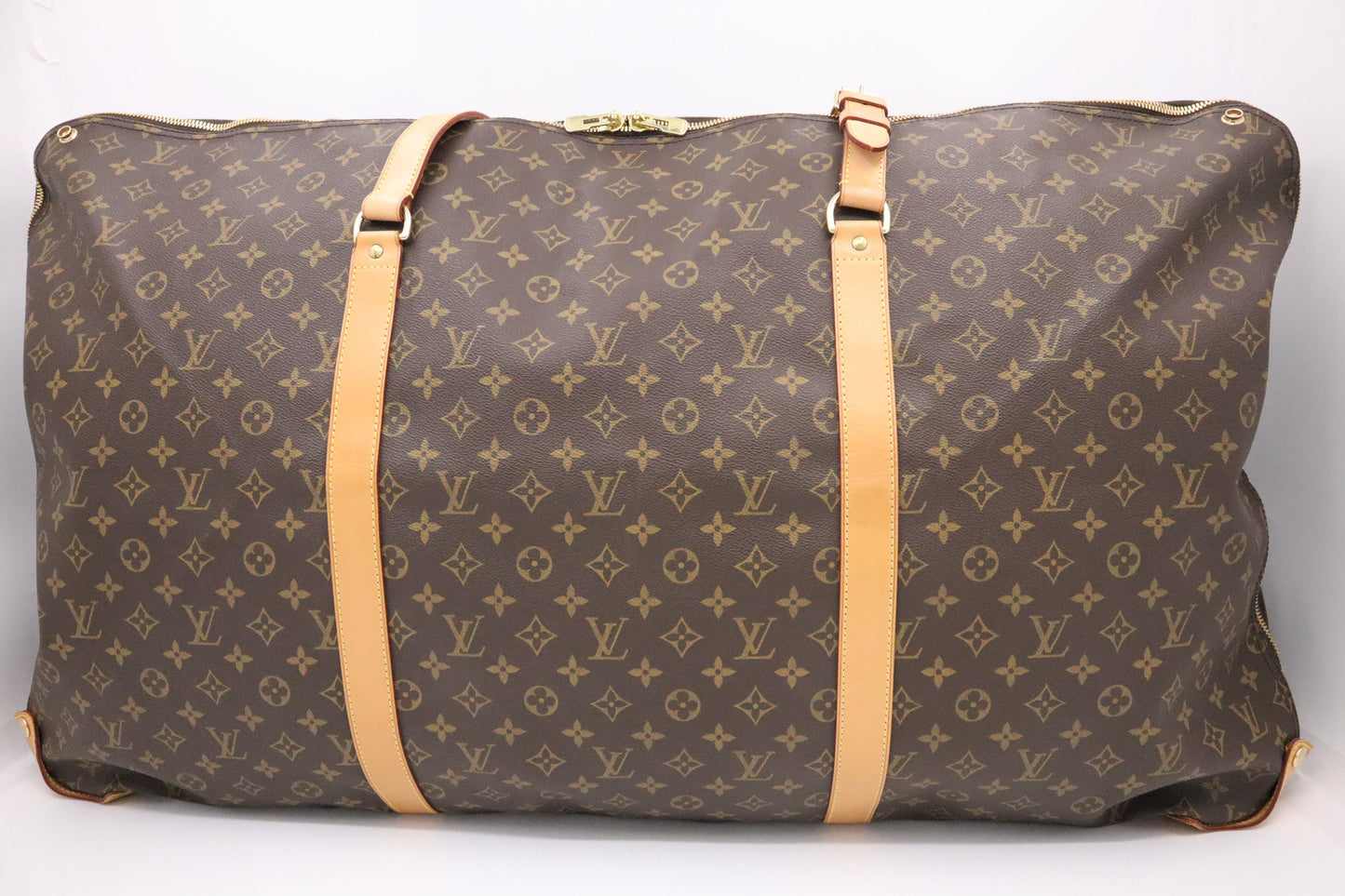 Louis Vuitton Kabul Monogram Canvas Handbag