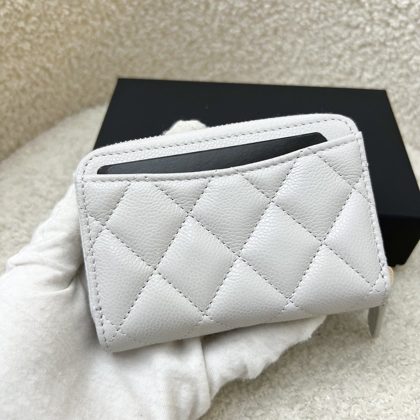 Chanel Classic Zippy Card Holder in Light Grey Caviar and Lghw Handbag