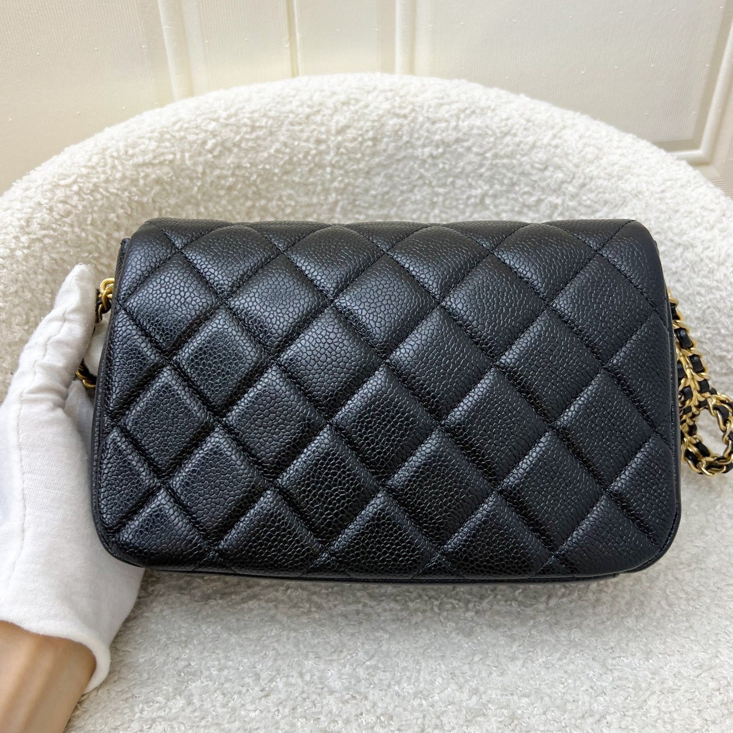 Chanel 21A Medallion Small Flap in Black Caviar and Aghw ( ) Handbag