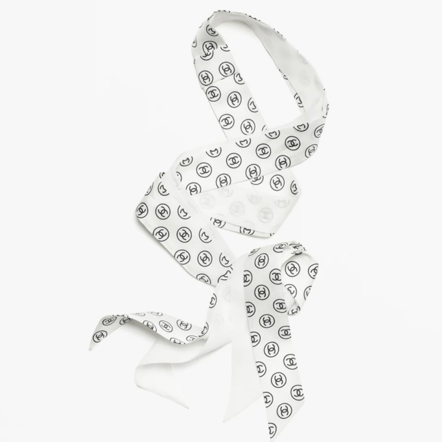 Chanel 25K Slim Bandeau With Black Logo In White Silk Bag