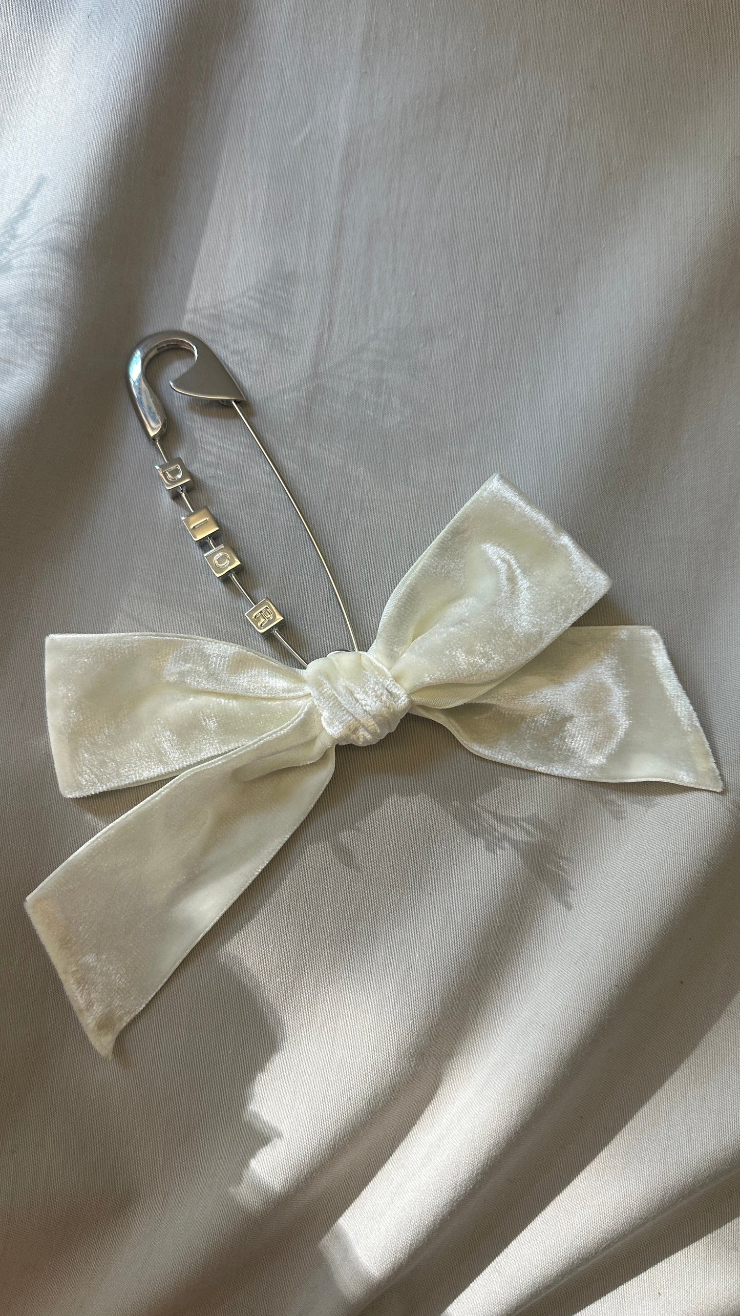 Dior Pin Bow Brooch Velvet Handbag