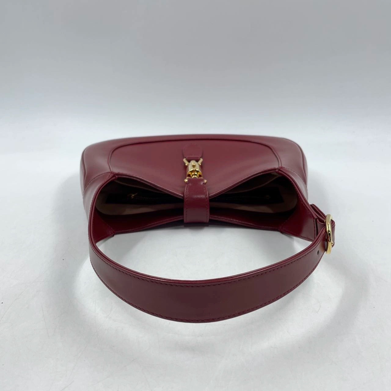 Gucci Jackie Bag With Adjustable Strap Leather Red Travel Bag