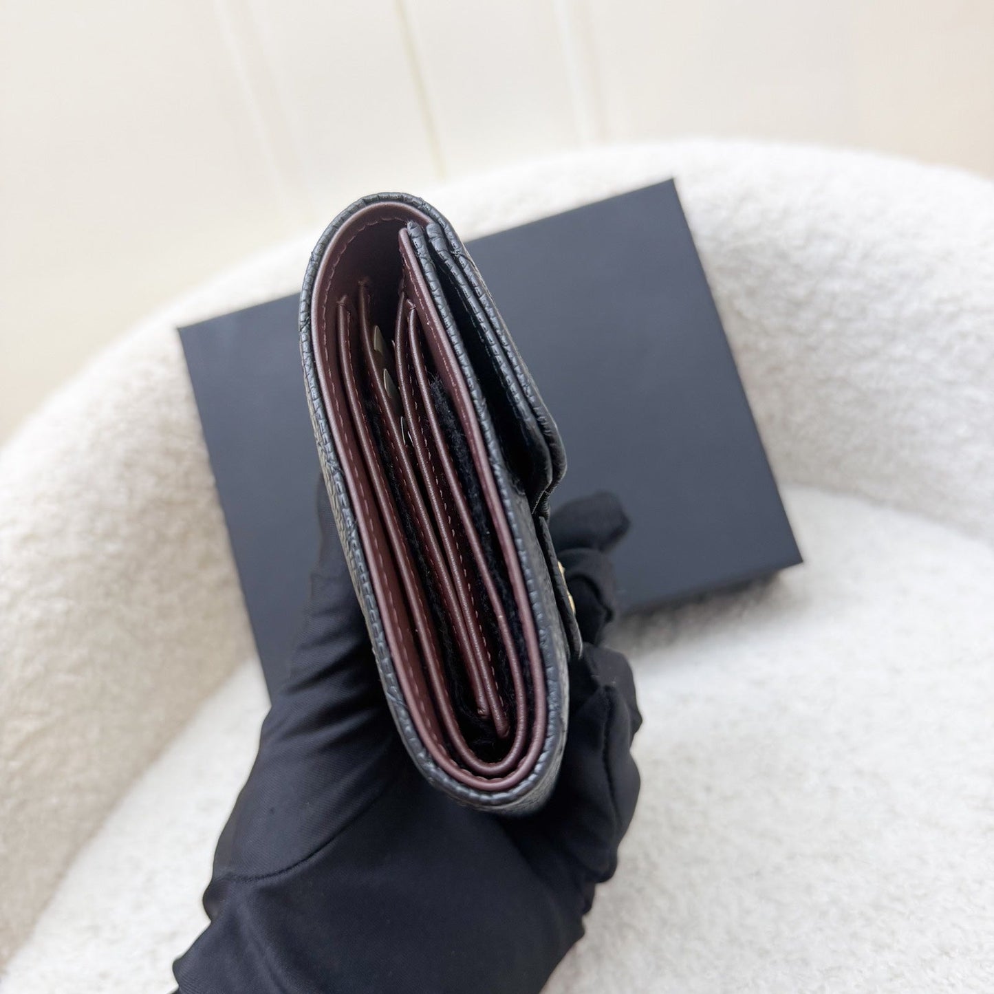 Chanel Classic Trifold Compact Wallet in Black Caviar and GHW (Model: AP0231)