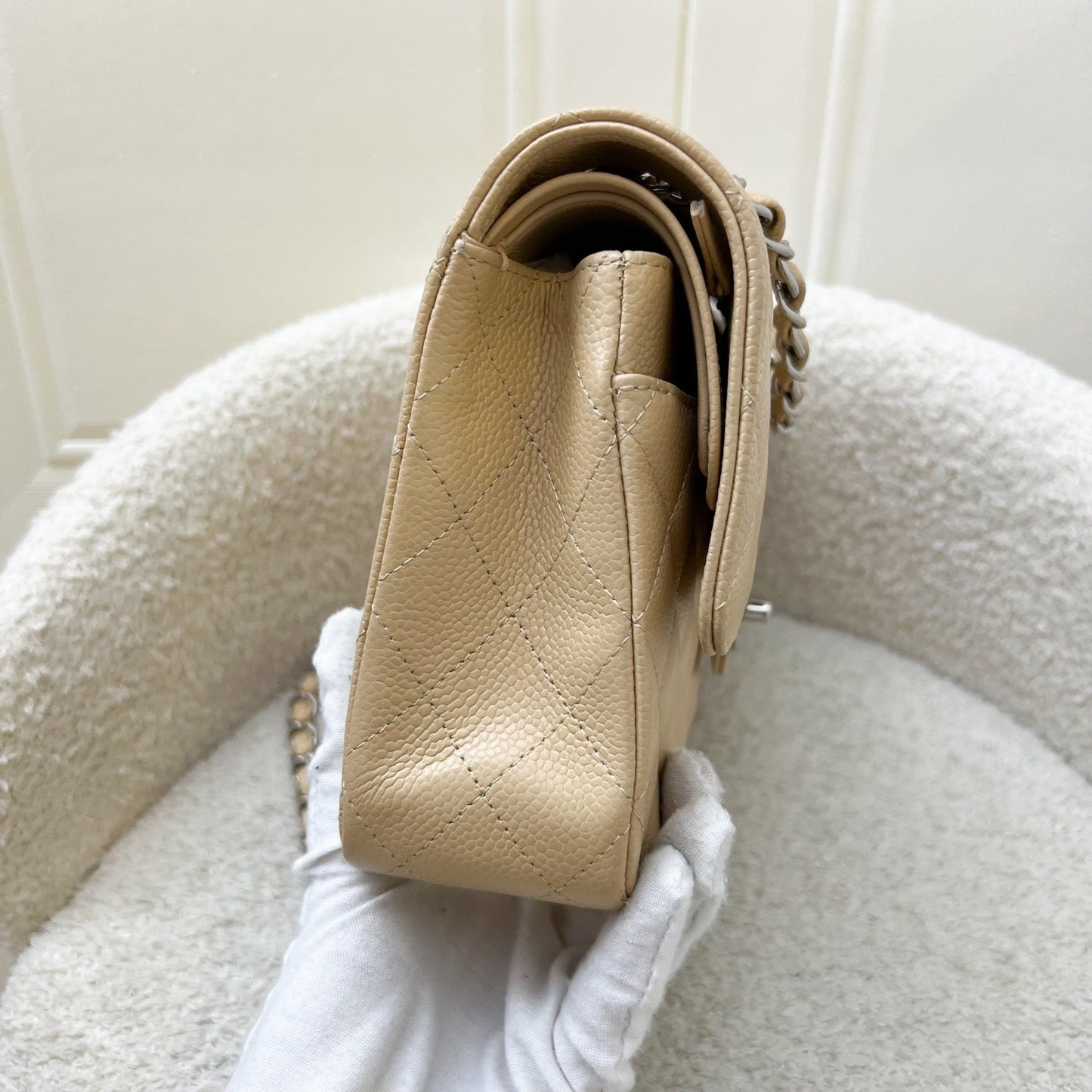 Chanel Medium Classic Flap Cf in Beige Caviar and Shw Handbag