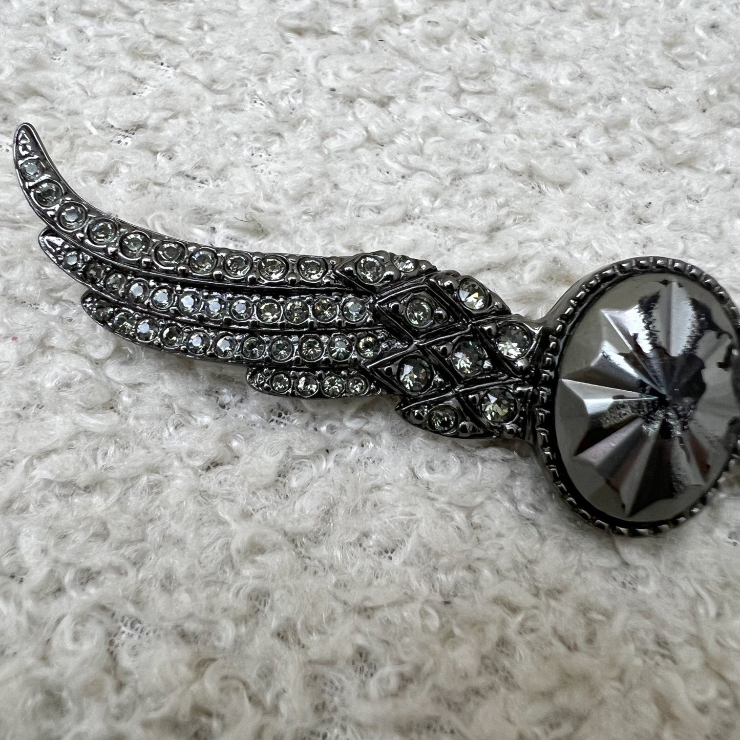 Chanel 16S Wings Brooch in Dark Gunmetal HW