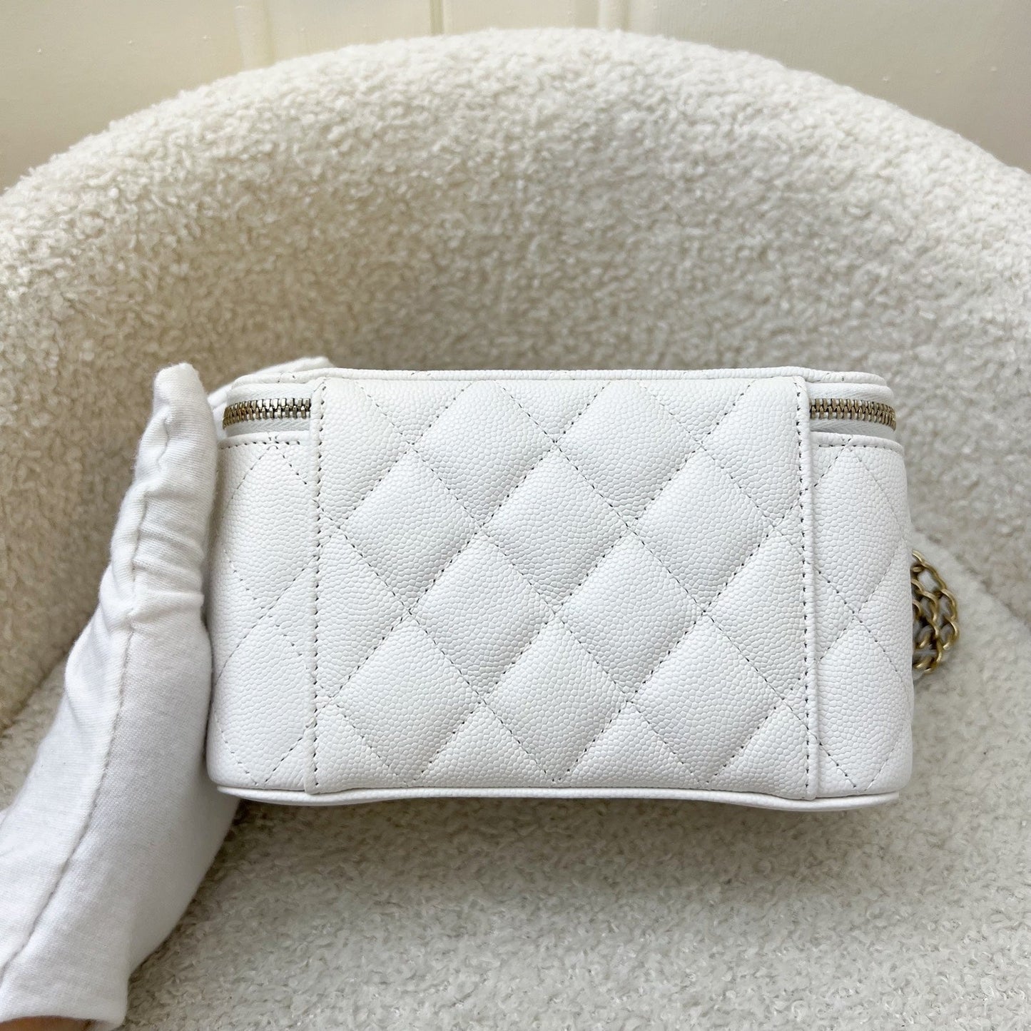 Chanel Classic Small Vanity In White Caviar And Lghw ( ) Bag