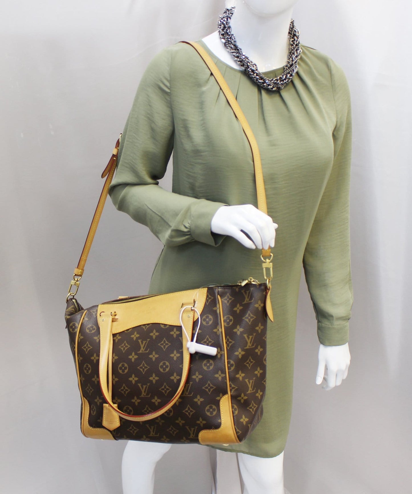 Louis Estrela Mm Nm Shoulder Bag Canvas Monogram