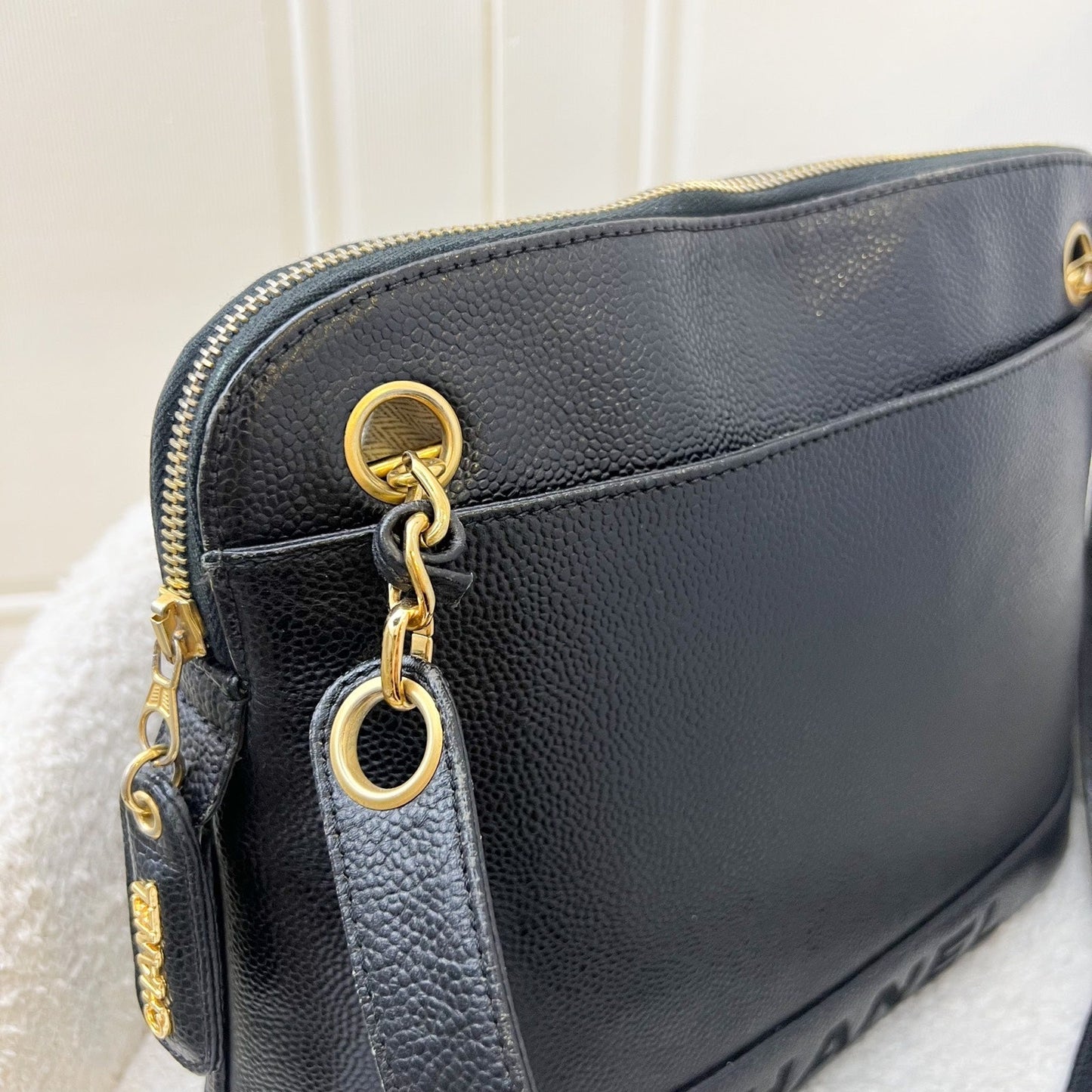 Chanel Tote Bag in Black Caviar and Ghw