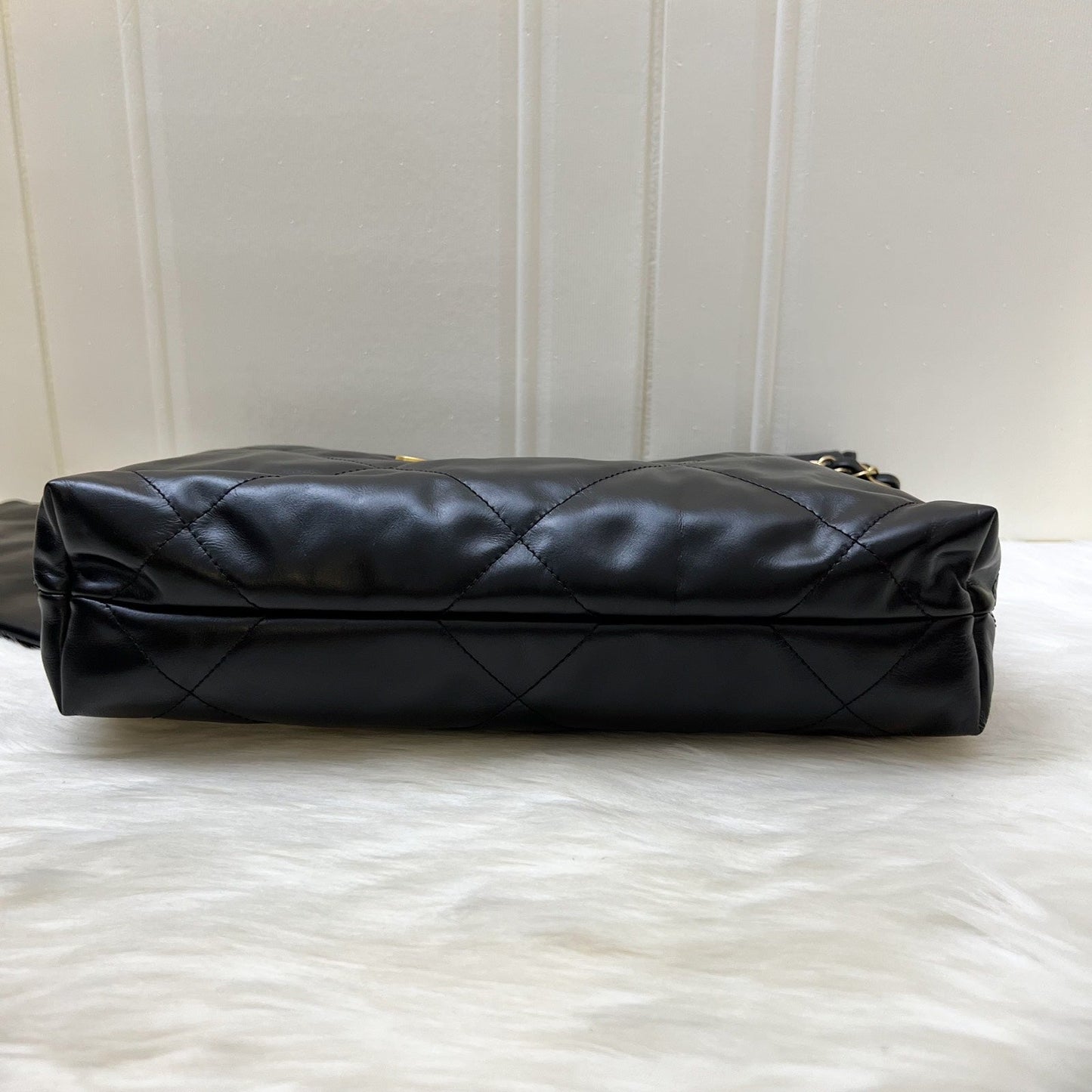 Chanel 22 Small Hobo Bag in Black Calfskin and Aghw