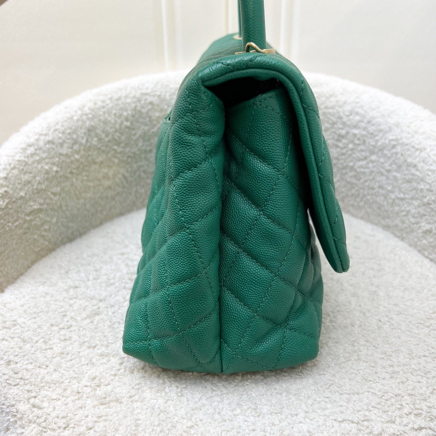 Chanel Medium 29CM Coco Handle Flap in Green Caviar and Aghw Handbag