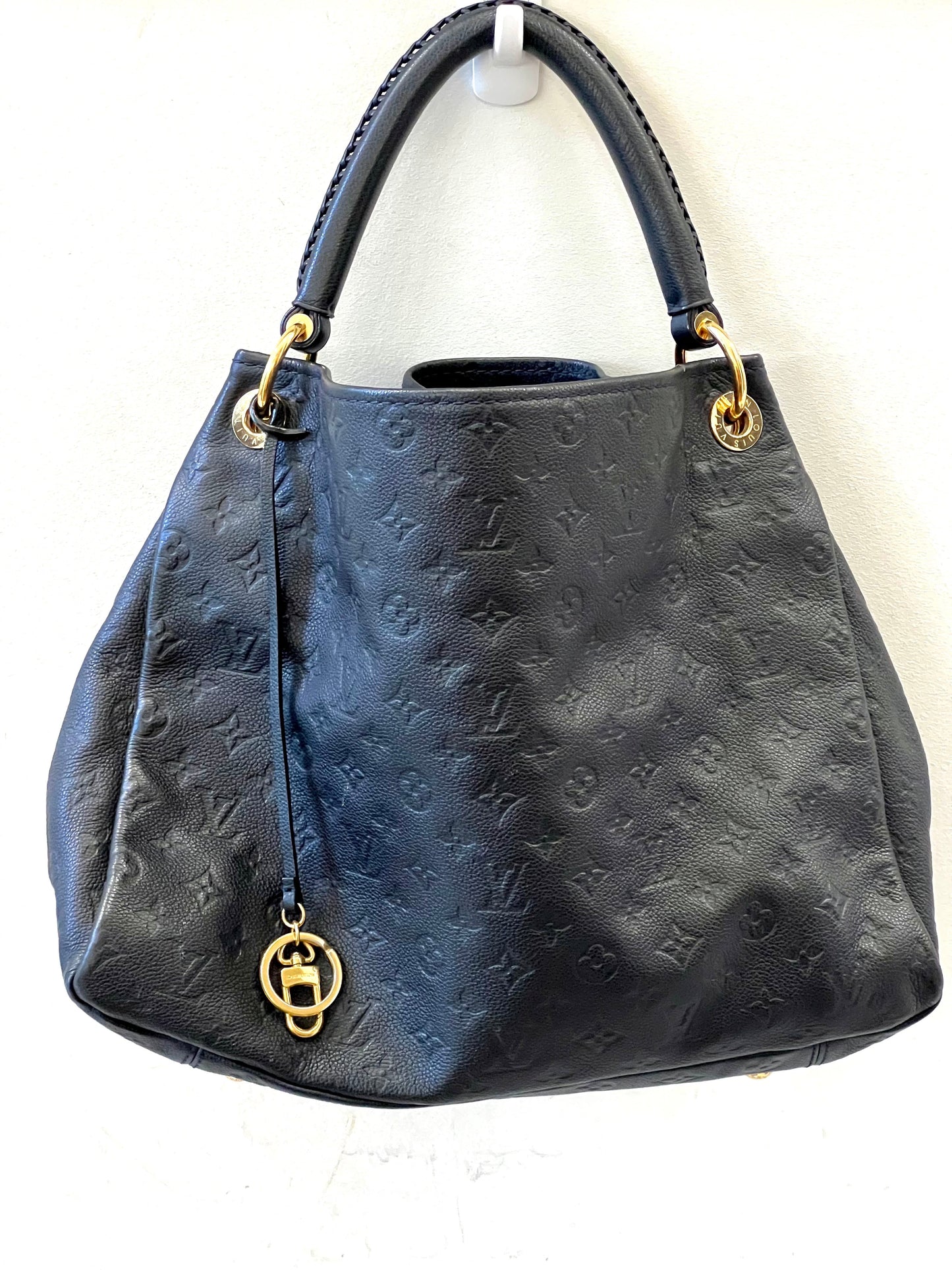 Louis Vuitton ARTSY MM Monogram Empreinte Leather Handbag