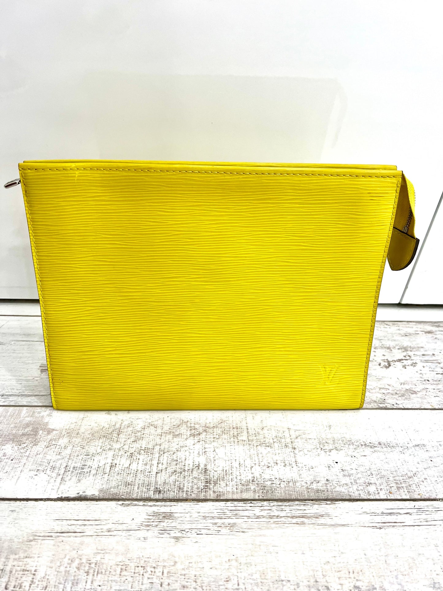 Louis Vuitton TOILETRY Epi Leather Handbag