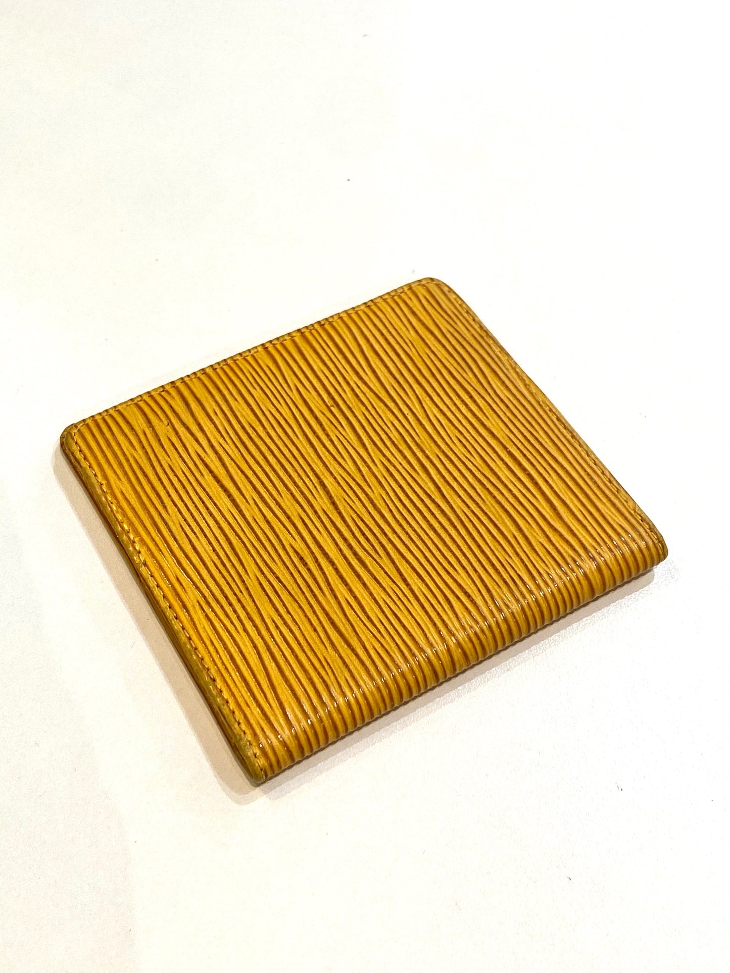 Louis Vuitton BI-FOLD Epi Leather Wallet Case